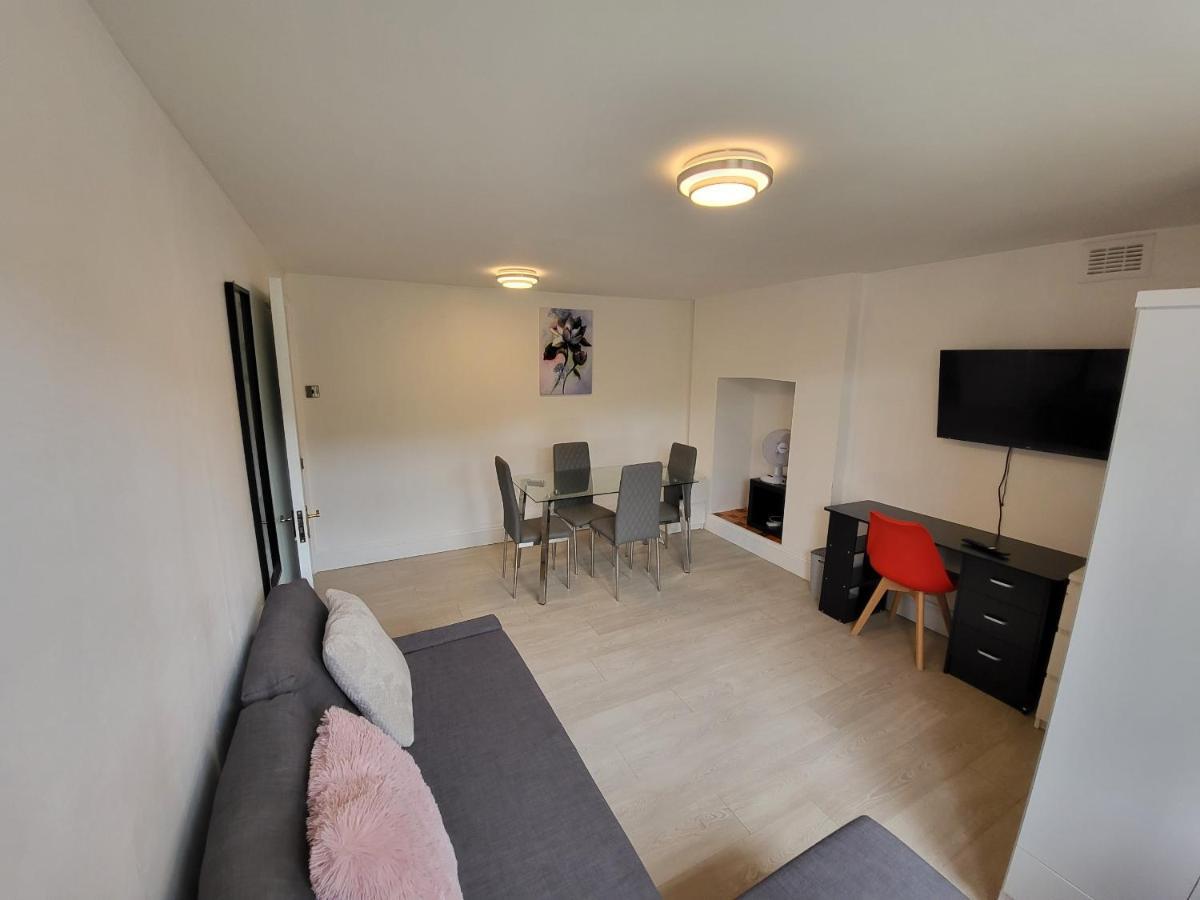 Cosy Apartment By Clapham South Underground! Londres Exterior foto