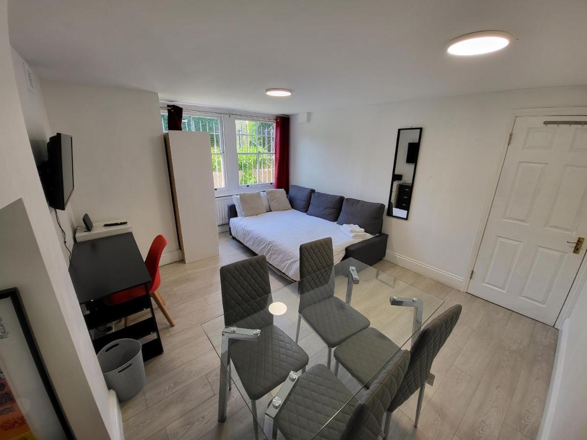 Cosy Apartment By Clapham South Underground! Londres Exterior foto